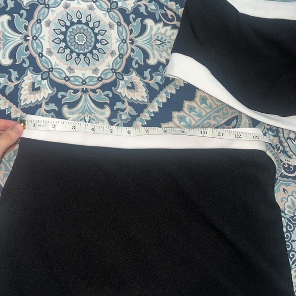 Black and white skirt top set - Picture 11 of 13